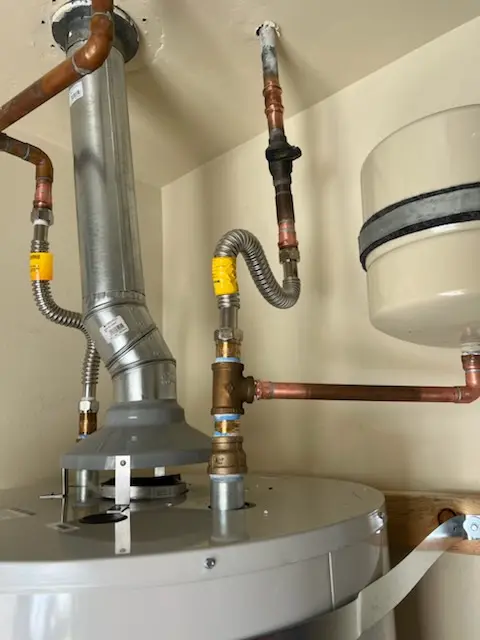 Water heater installation and plumbing repair in Hills of Park North